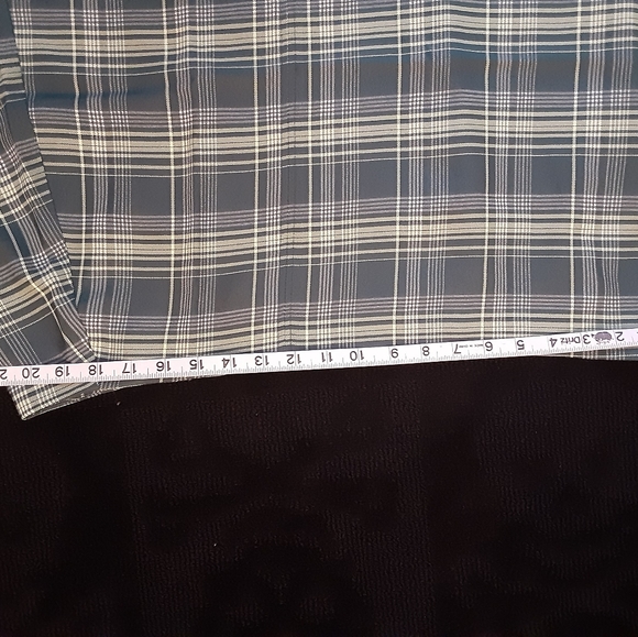 Green Tartan Pattern Skirt - Picture 3 of 10